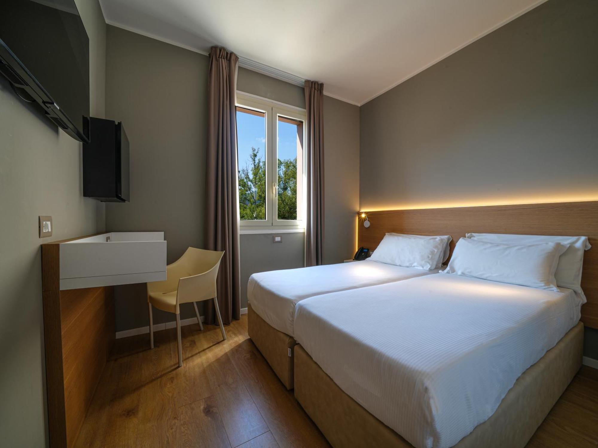 Hotel Club Lacona Extérieur photo